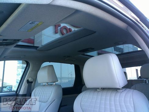 Used 2024 Hyundai Palisade Limited image 21