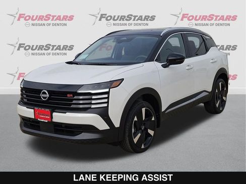 New 2026 Nissan Kicks SR FWD image 9