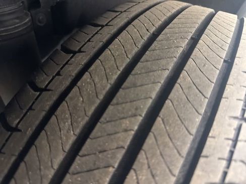 Used 2025 Chevrolet Equinox LT w/ Convenience Package II image 34