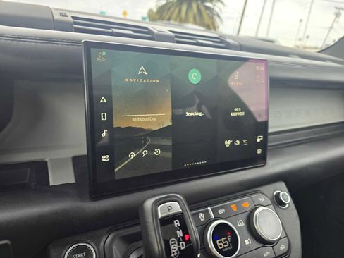 Used 2022 Land Rover Defender 110 X-Dynamic HSE image 27