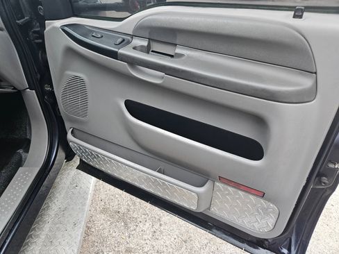 Used 2000 Ford F350 2WD Regular Cab DRW Super Duty image 25