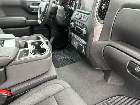 Used 2023 Chevrolet Silverado 1500 Custom image 15