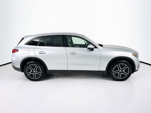 New 2026 Mercedes-Benz GLC 300 GLC 300 image 9