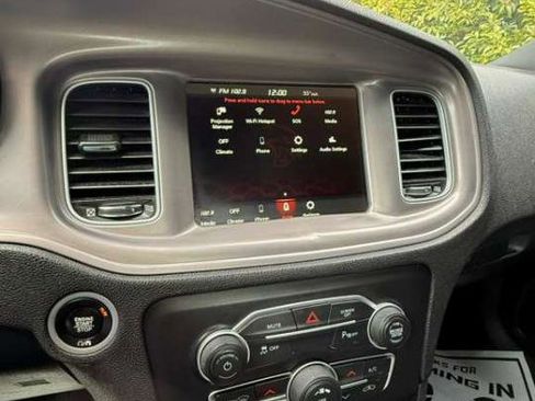 Used 2023 Dodge Charger SXT RWD image 9