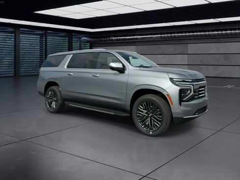 New 2026 Chevrolet Suburban Premier w/ Sun And Tow Package AWD/4WD image 2
