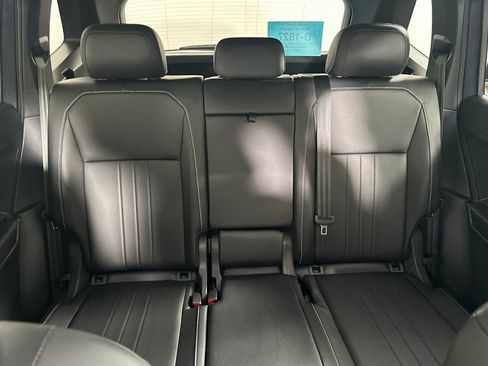 Used 2022 Volkswagen Tiguan SE R-Line AWD/4WD image 24