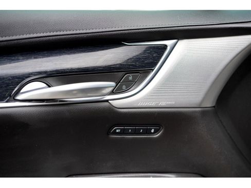 Used 2020 Cadillac XT5 Premium Luxury image 24