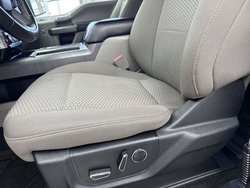 Used 2018 Ford F150 XLT w/ Equipment Group 302A Luxury AWD/4WD image 28