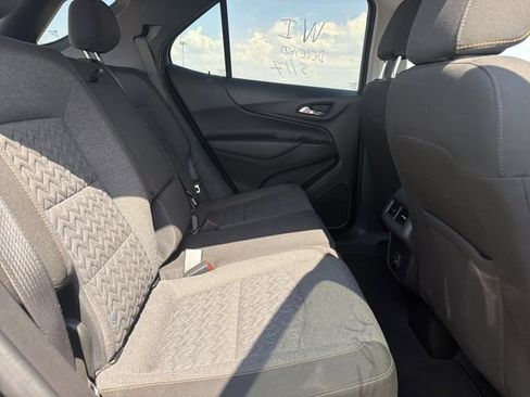 Used 2024 Chevrolet Equinox LT FWD image 16