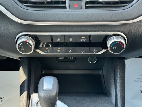 Used 2022 Nissan Altima 2.5 SV FWD image 39