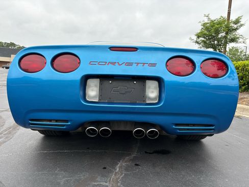 Used 1998 Chevrolet Corvette Coupe RWD image 18