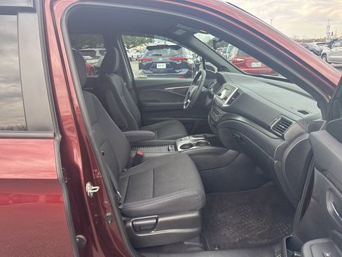 Used 2019 Honda Passport Sport image 31