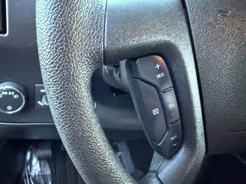 Used 2023 Chevrolet Express 3500 LT w/ LT Preferred Equipment Group image 28