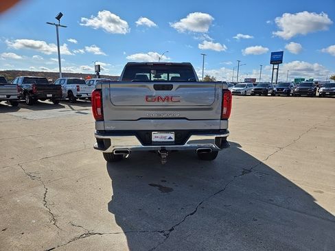 Used 2023 GMC Sierra 1500 SLT w/ SLT Premium Package image 4