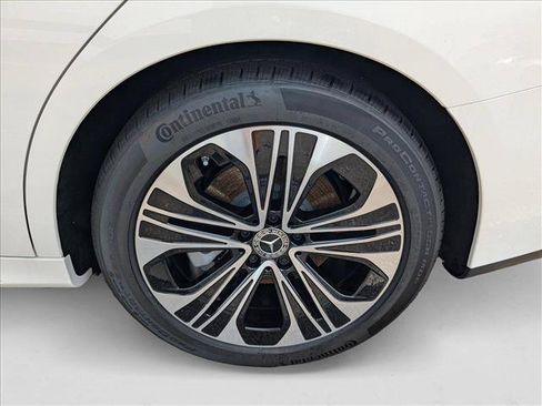 New 2025 Mercedes-Benz E 350 4MATIC Sedan image 9
