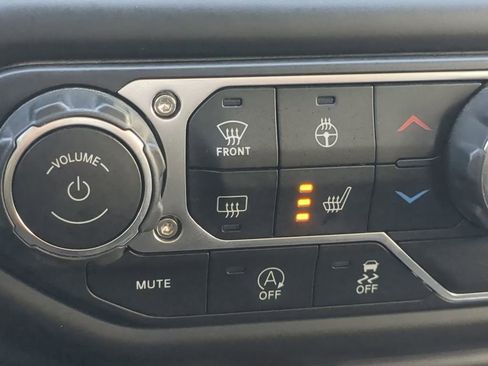 Used 2019 Jeep Wrangler Unlimited Rubicon AWD/4WD image 22