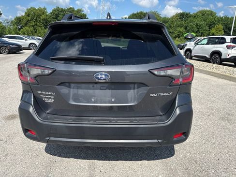Certified 2024 Subaru Outback Premium w/ Popular Package #1A AWD/4WD image 4