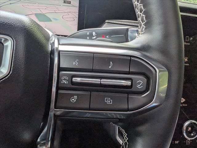 Used 2025 GMC Acadia Denali FWD image 40