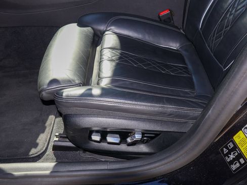 Used 2017 BMW 530i xDrive AWD/4WD image 9