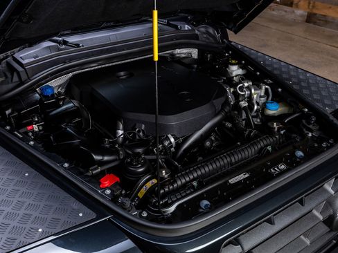 Used 2024 INEOS Grenadier Fieldmaster Edition image 39