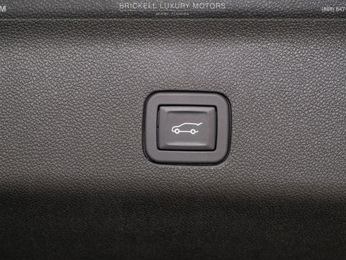 Used 2025 Cadillac Escalade Sport w/ LPO, ONYX Package AWD/4WD image 18