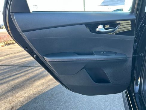 Used 2022 Kia Forte GT w/ GT2 Package image 26