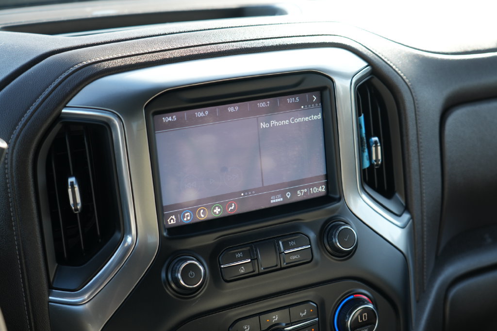 Used 2019 Chevrolet Silverado 1500 LTZ AWD/4WD image 18