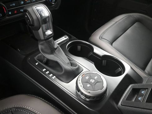 New 2026 Ford Bronco Outer Banks AWD/4WD image 9