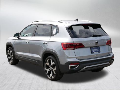 Certified 2023 Volkswagen Taos SEL AWD/4WD image 5
