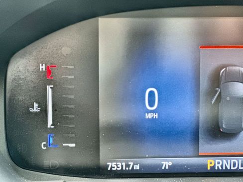 Used 2025 Ford Escape Active AWD/4WD image 12