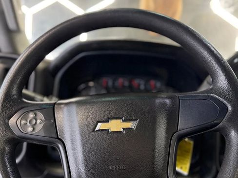 Used 2018 Chevrolet Silverado 2500 W/T RWD image 7