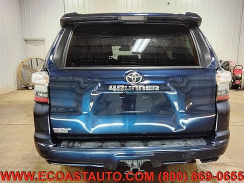 Used 2023 Toyota 4Runner TRD Sport w/ Technology Package image 8