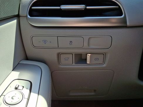 Used 2024 Hyundai Palisade SEL FWD image 26