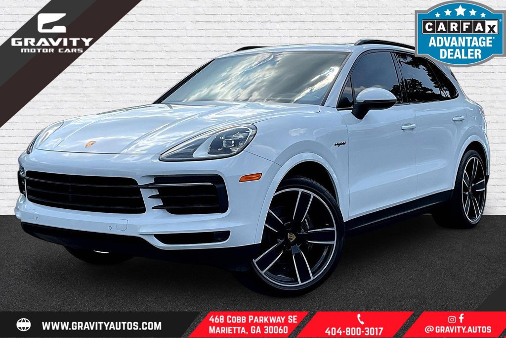 Used 2023 Porsche Cayenne w/ Premium Package AWD/4WD image 1