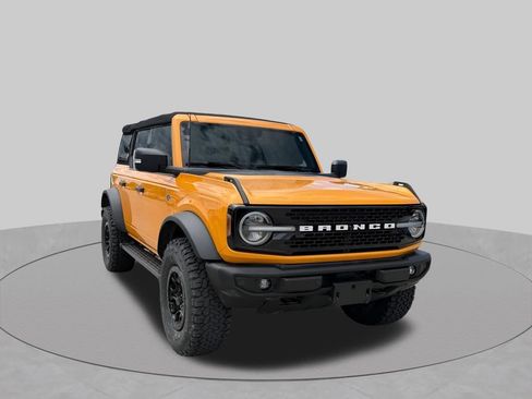 Certified 2022 Ford Bronco Wildtrak AWD/4WD image 10