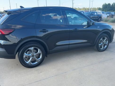 Used 2025 Ford Escape ST-Line AWD/4WD image 9