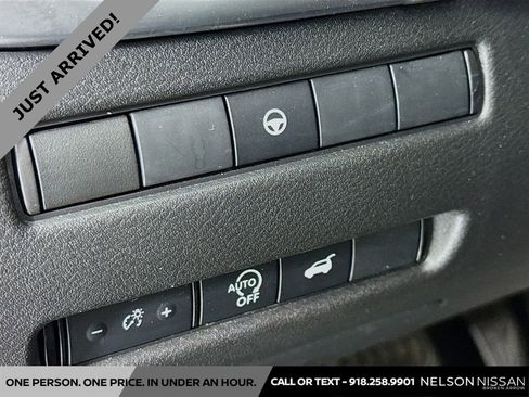 Certified 2024 Nissan Rogue SL w/ SL Premium Package image 10