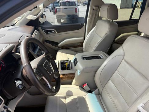 Used 2016 GMC Yukon Denali w/ Open Road Package AWD/4WD image 13