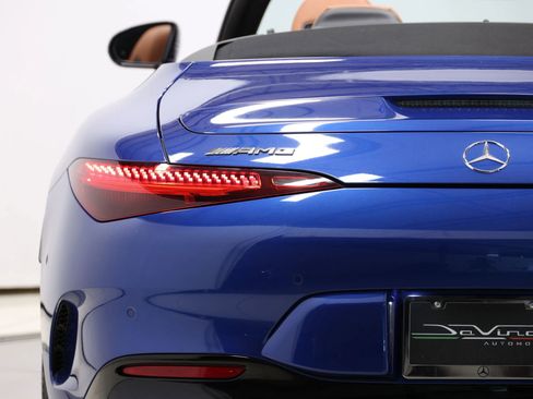 Used 2022 Mercedes-Benz SL 55 AMG 4MATIC image 47