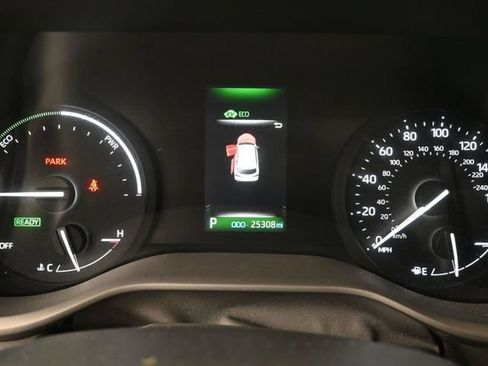 Certified 2023 Toyota Sienna XLE w/ Protection Package (TMS) FWD image 25