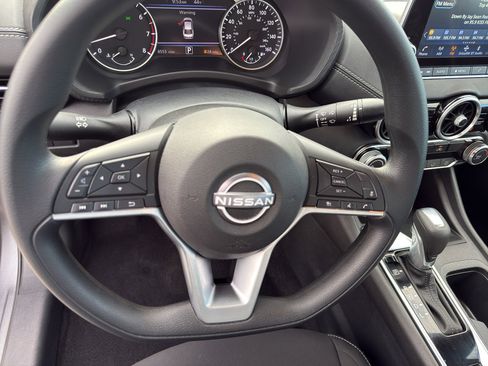 Used 2024 Nissan Sentra SV image 16