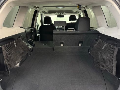 Used 2018 Subaru Forester 2.5i Premium w/ All-Weather Package image 35