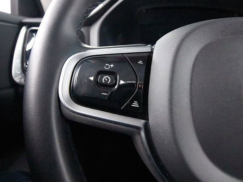 Certified 2025 Volvo V60 B5 Cross Country Plus AWD/4WD image 16