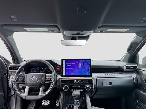 Used 2025 Toyota Tacoma TRD Sport image 21