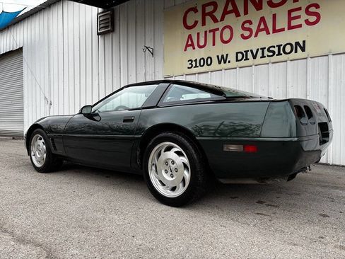 Used 1995 Chevrolet Corvette Coupe image 3