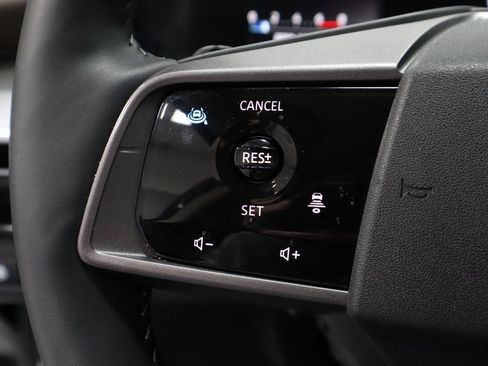 Certified 2025 Nissan Murano Platinum w/ Cargo Package image 30