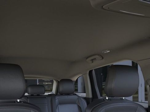 New 2026 Lincoln Nautilus Premier AWD/4WD image 22