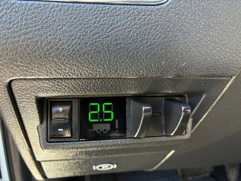 Used 2012 RAM 3500 Laramie w/ Cold Weather Group image 10