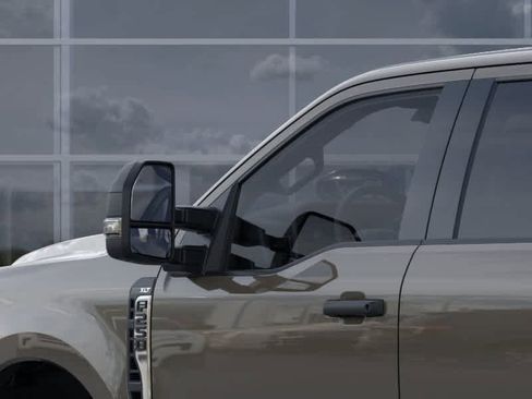 New 2026 Ford F250 XLT AWD/4WD image 16
