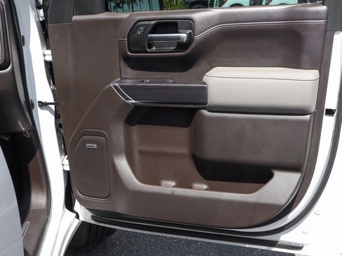 Used 2019 Chevrolet Silverado 1500 LTZ w/ LTZ Premium Package image 44